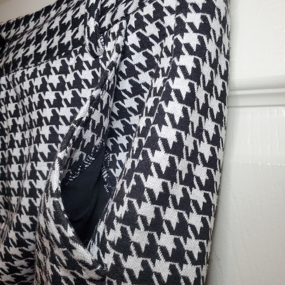 Cabi Sz 4 Black White Houndstooth Trouser - Picture 4 of 10